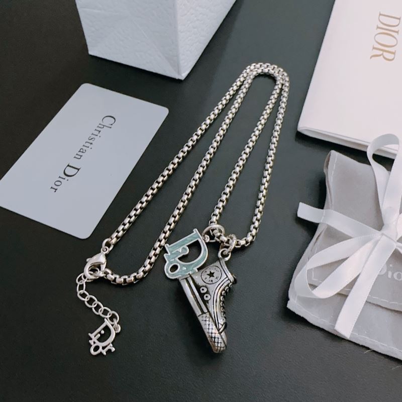 chr1st1an D10r necklaces